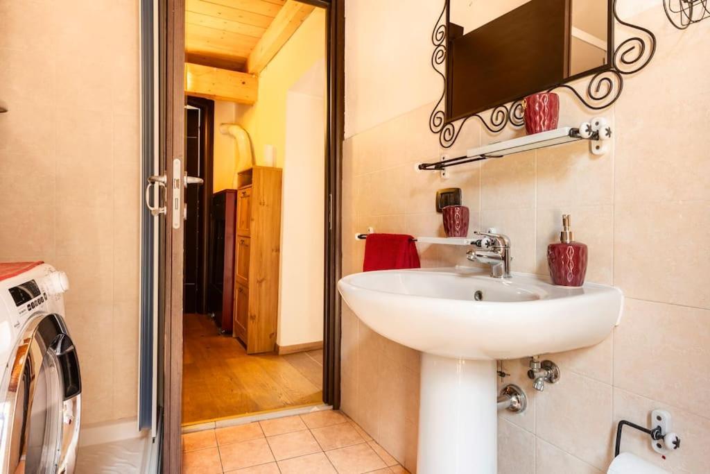 Casa Nel Corso Pitigliano Exterior foto